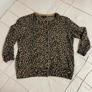 Talbots 100% Merino Wool Animal Print 3/4 sleeve sweater, Medium, EUC